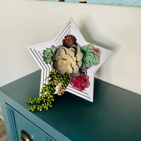 Star-Shaped Vertical Planter Kit